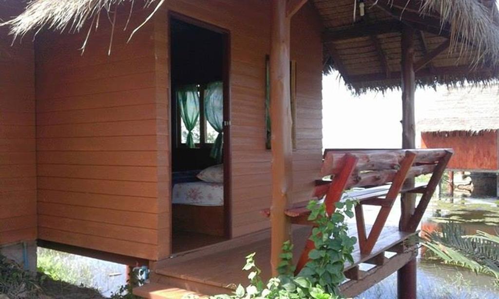 Lungcha Homestay สามร้อยยอด ภายนอก รูปภาพ